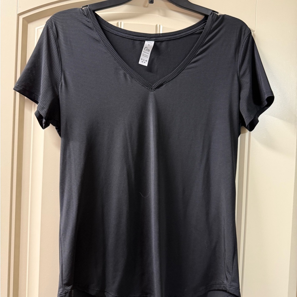 ZYIA Black Short Sleeve V-Neck Tee